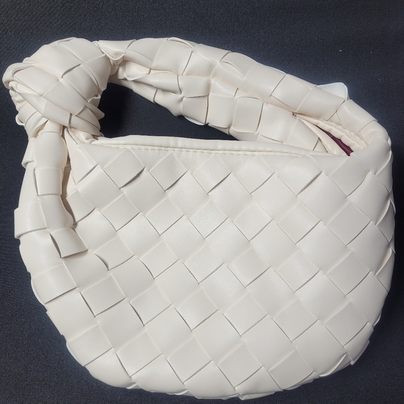 New Mini Bag - Picture 2 of 3